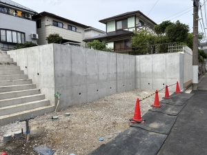 金沢区富岡西7丁目B区画